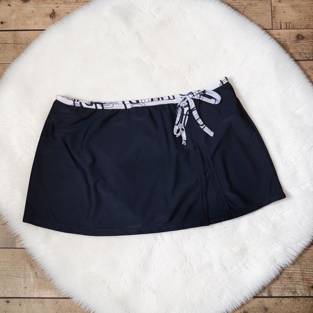 Geometric Print And Bow Black Swimsuit Bottoms With Attached Swim Skirt 16